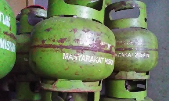 Elpiji bersubsidi tabung ukuran tiga kilogram atau dikenal dengan tabung gas melon