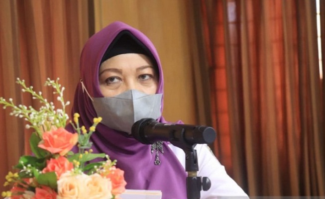 Kepala DKP3A Provinsi Kaltim Noryani Sorayalita