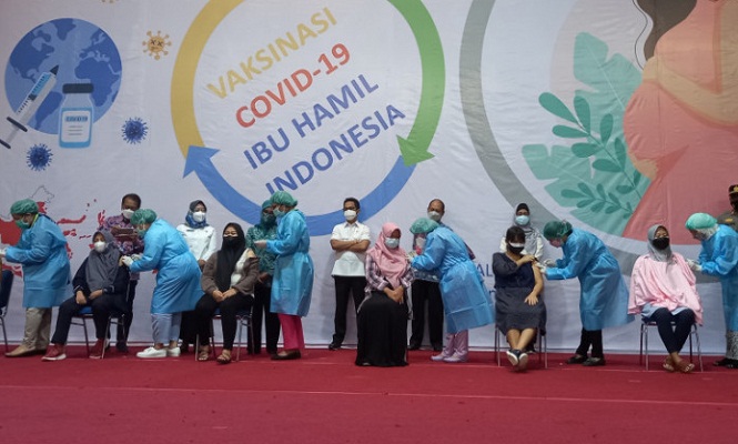 Vaksinasi untuk ibu hamil di Dome Balikpapan